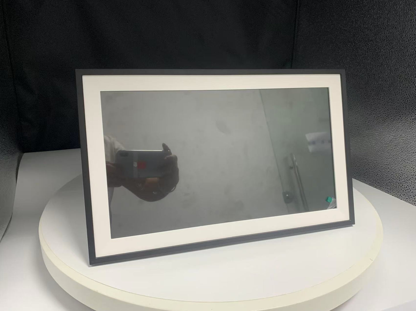 Makwamart Smart Digital Photo Frame With APP